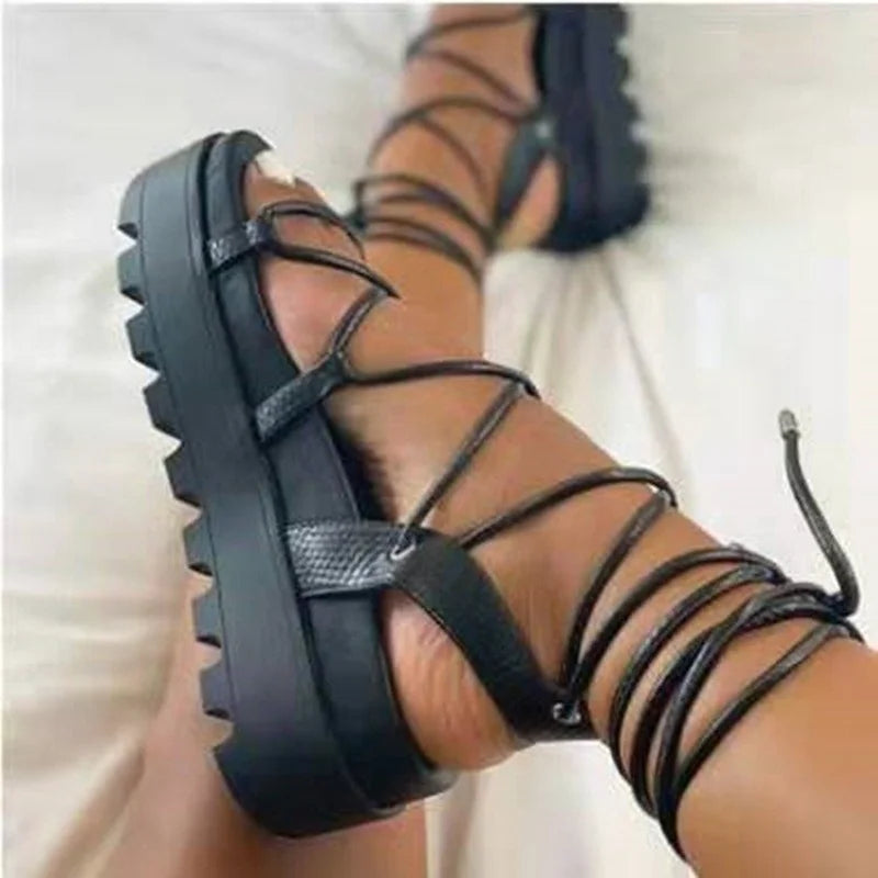 Femme Gladiateur Plate-forme Sandale Dames Cheville Wrap Wedge Femme Mode Lacets Chaussure Femmes Non Glissant Femmes Chaussures Plus La Taille 43