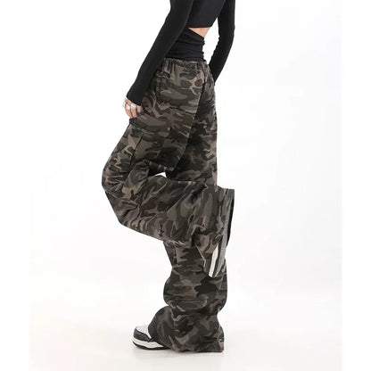 Américain rétro High Street Casual Salopette Camouflage Pantalon large ample pour les femmes.